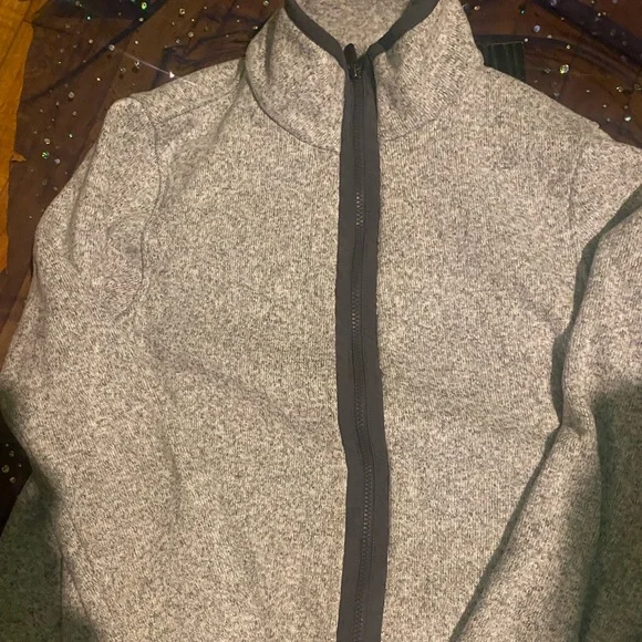 LULULEMON BETTER SWEATER FALL LIGHT WHITE GREY PEPLUM FRONT ZIP Jacket COZY